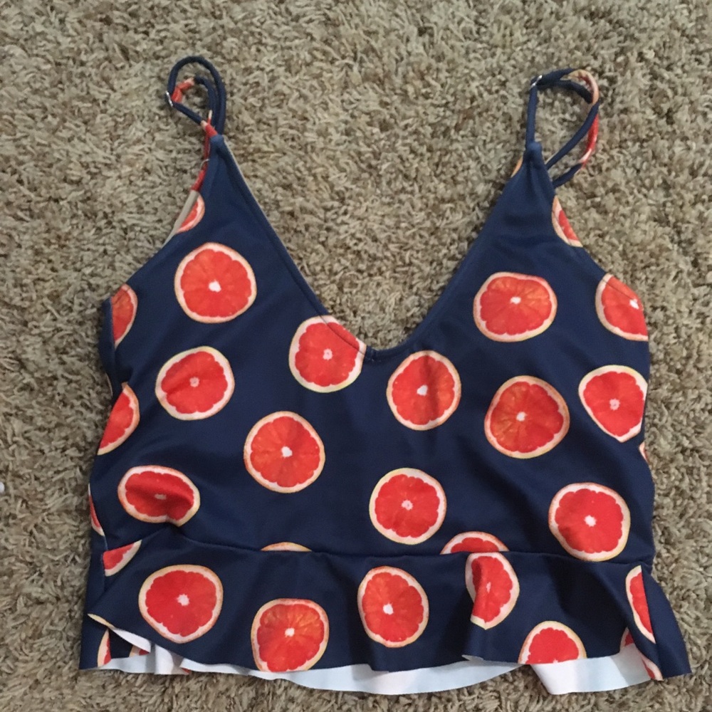 Medium orange top